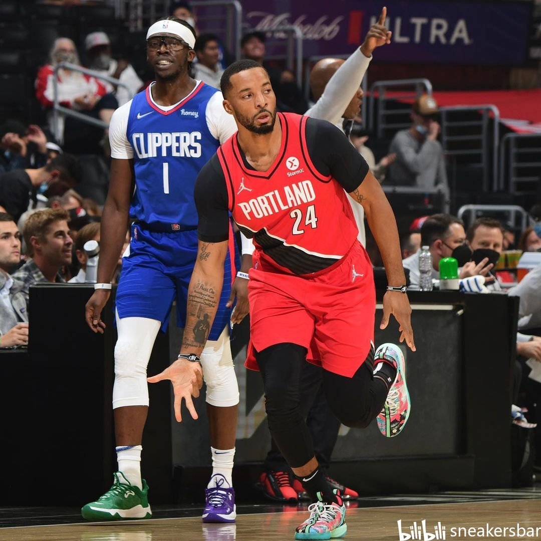 与俱乐部管 与俱乐部管