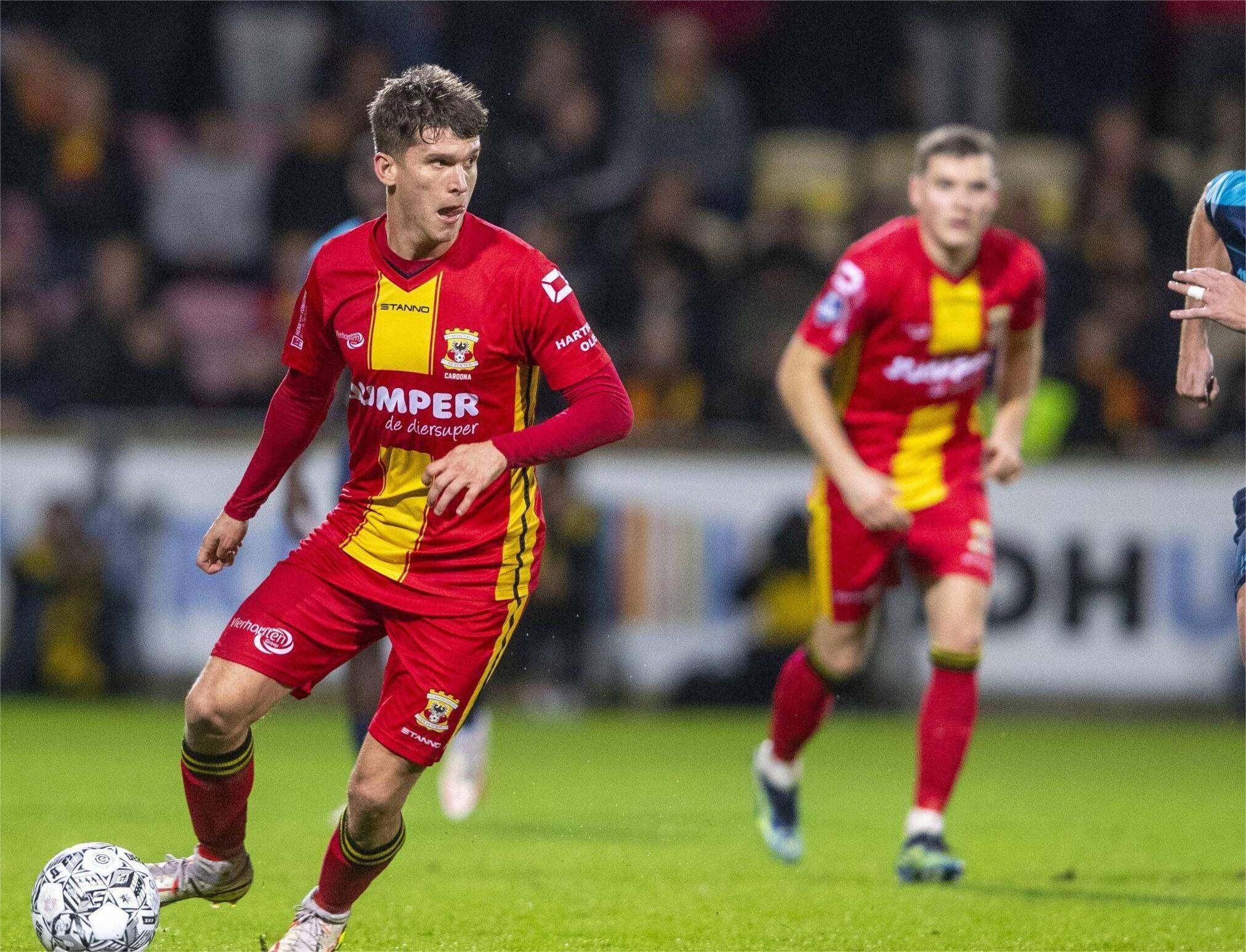 我们拭目以 我们拭目以