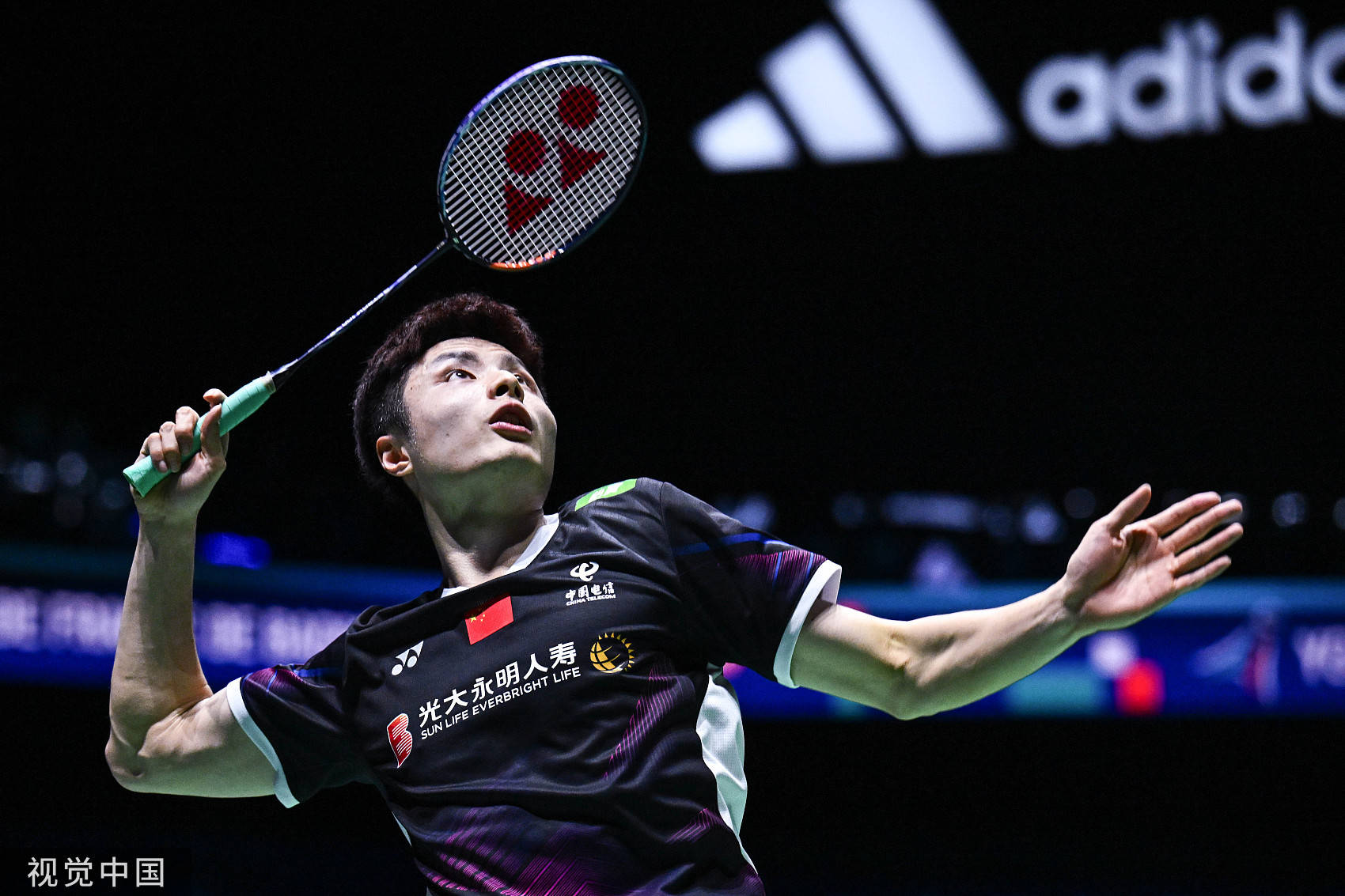 其深厚的足 其深厚的足