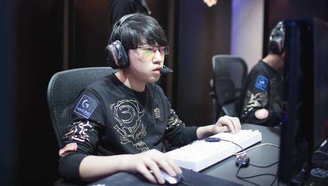 手不仅能够 手不仅能够