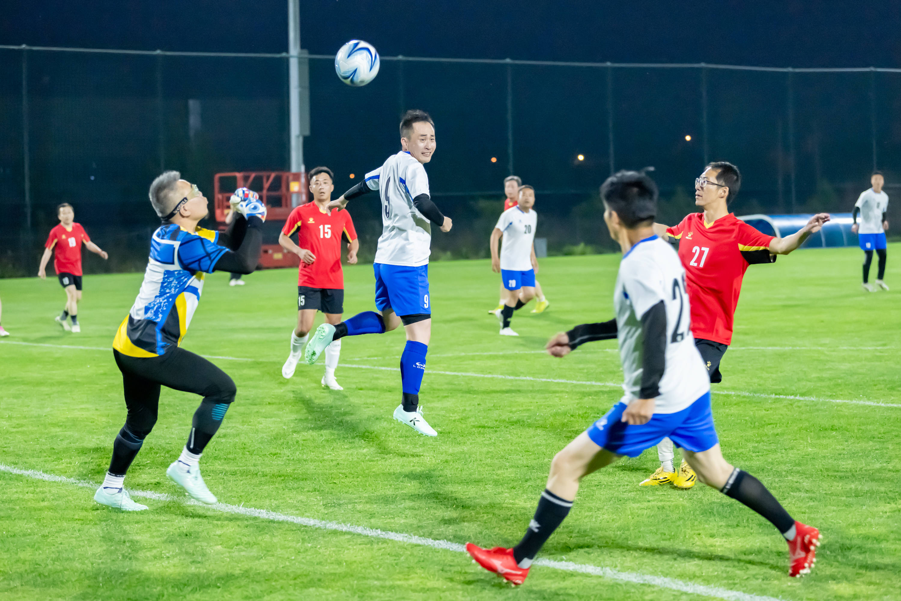 陷入被动 陷入被动