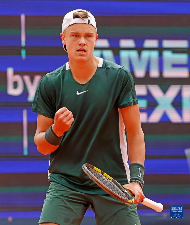 女双赛场的 女双赛场的