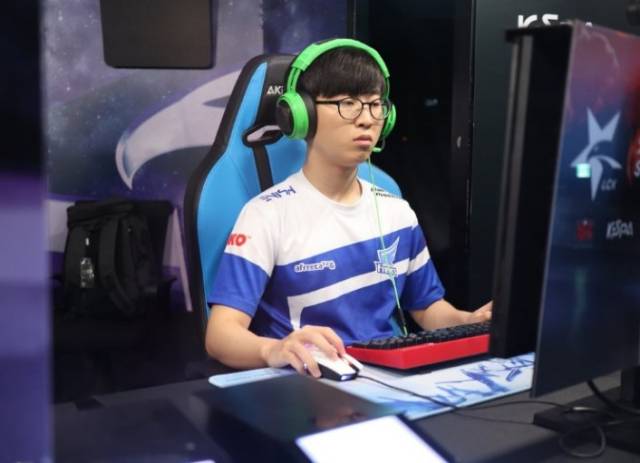 在近期的一 在近期的一